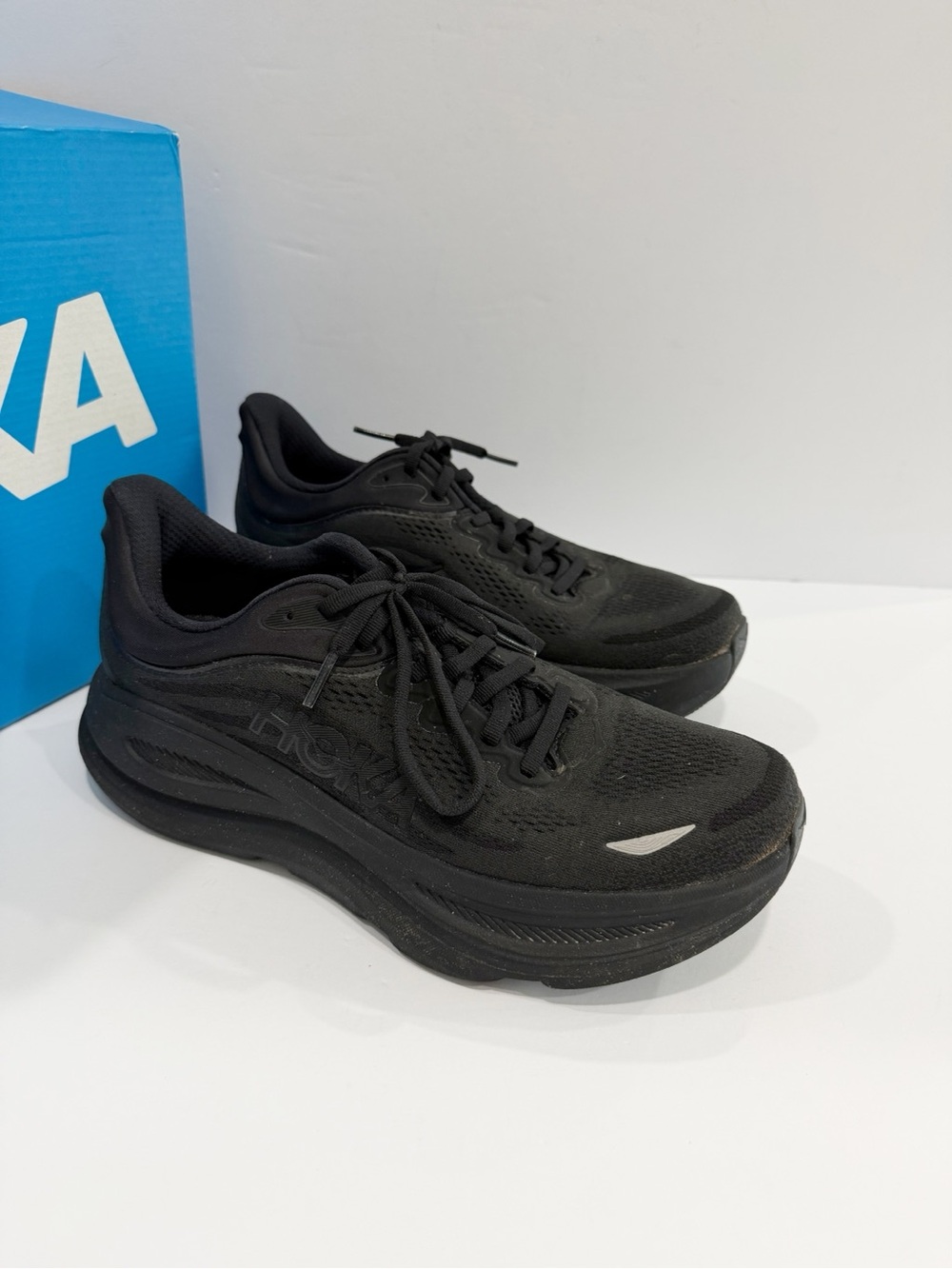 Hoka One One Bondi Women’s Shoes